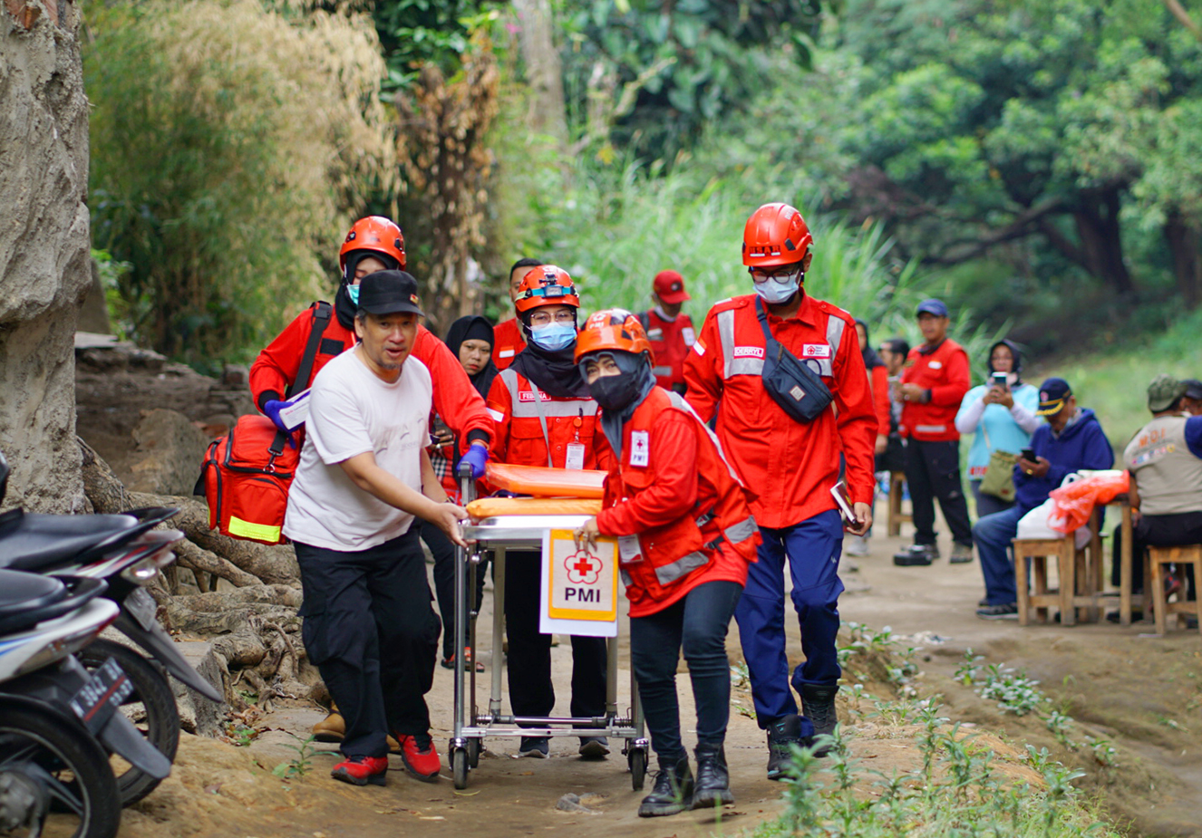 klinik pratama PMI Kabupaten Kepulauan Meranti KSR PMR donor darah red cross Indonesia by WINSONMEDIA branding website jasawebmeranti.com baliwebservices.com
