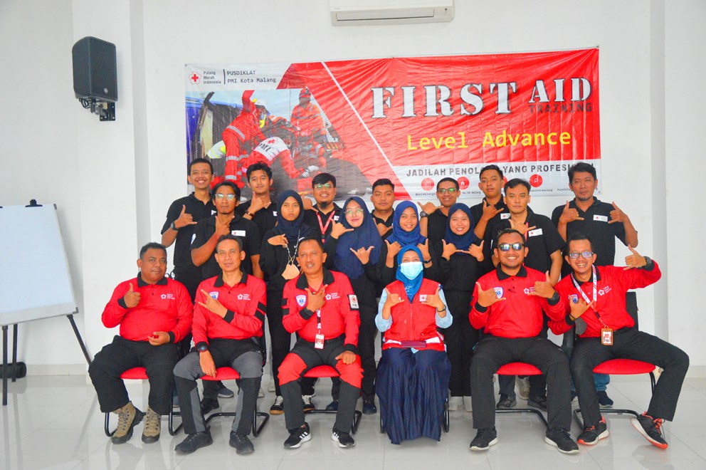team diklat PMI PMR KSR relawan meranti korps Red Cross Indonesia website