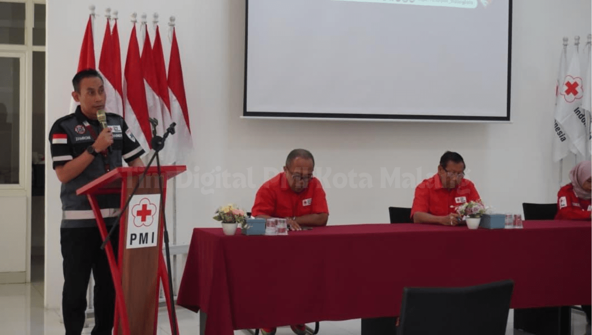 Penyampaian laporan Ketua Panitia Pelatihan Ambulans PMI Kabupaten Kepulauan Meranti